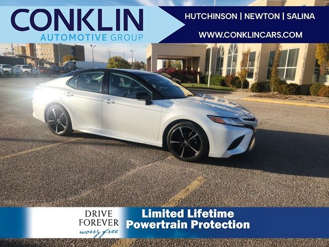 2020 Toyota Camry XSE's photo