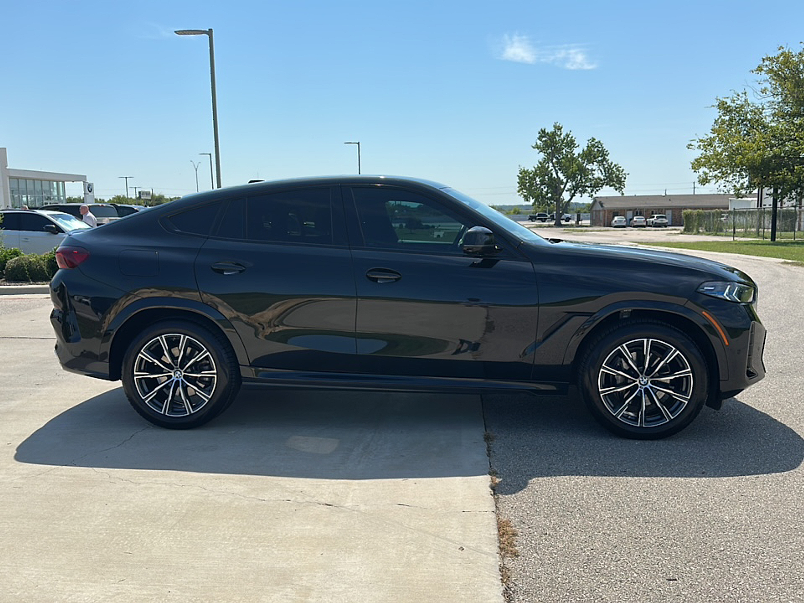 2024 Bmw X6 xDrive40i photo 2