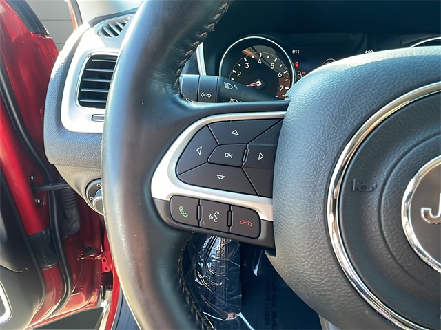 2021 Jeep Compass Latitude photo 8