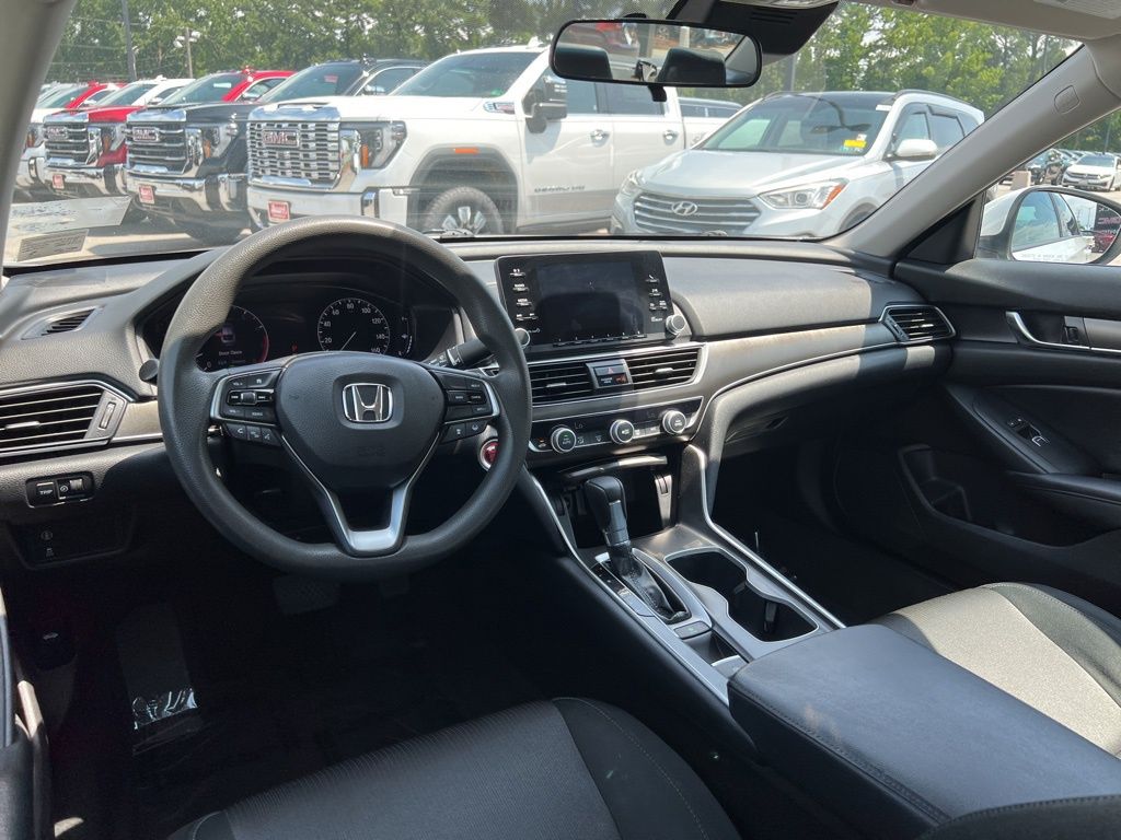 2018 Honda Accord LX 1.5T photo 4