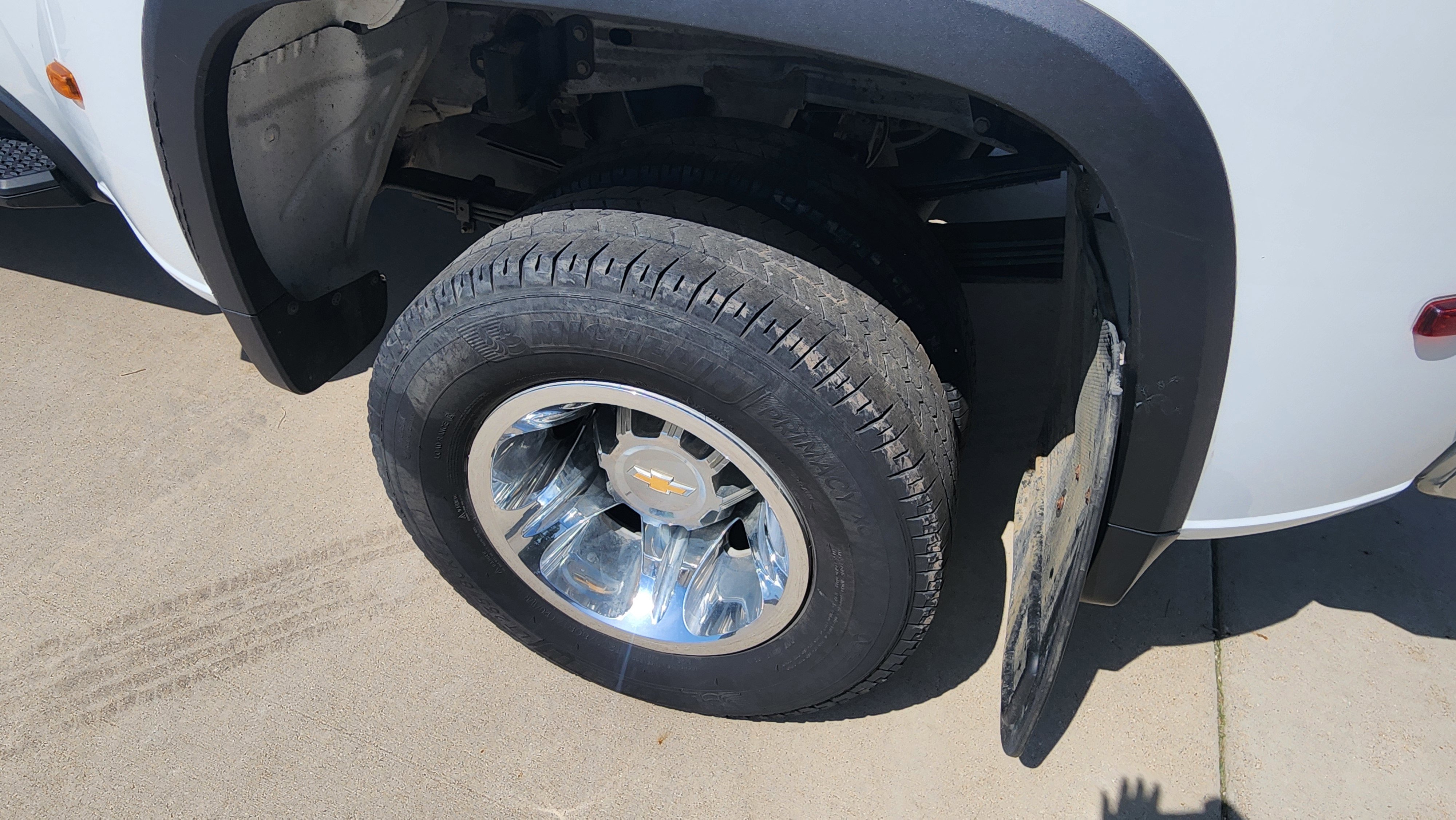 2024 Chevrolet Silverado 3500HD LT photo 9