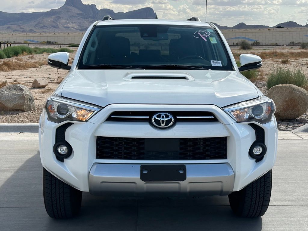 2023 Toyota 4Runner TRD Off-Road Premium photo 3