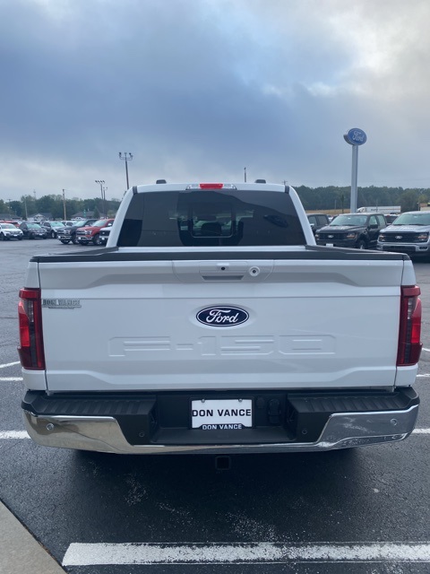 2025 Ford F-150 XLT photo 9