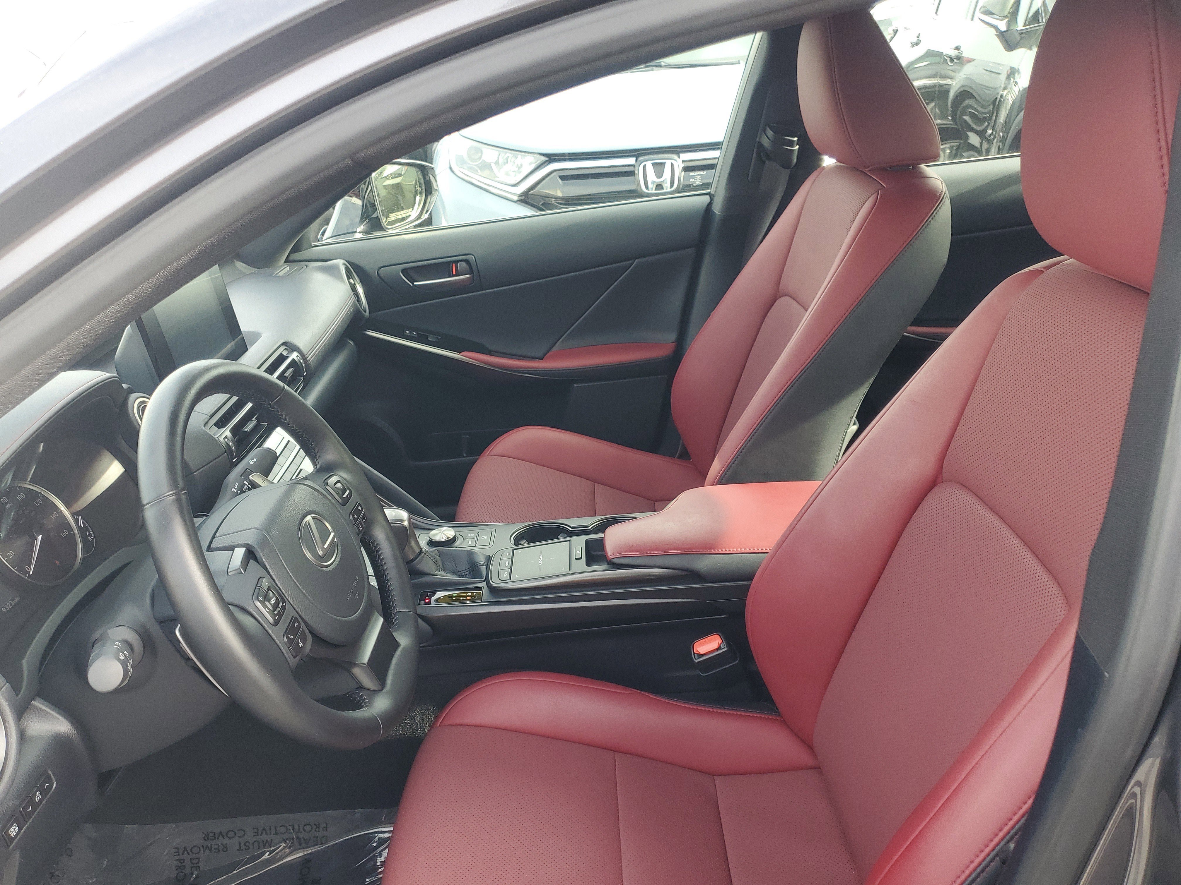 2024 Lexus IS 300 photo 16