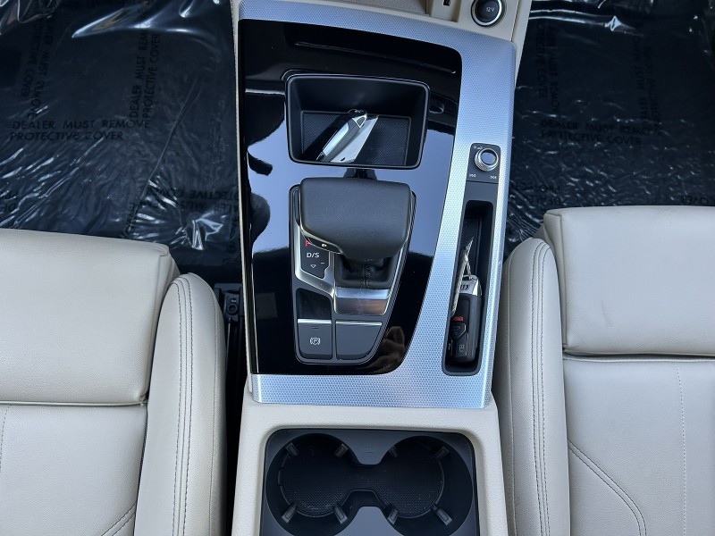 2025 Audi Q5 S line Premium Plus photo 16