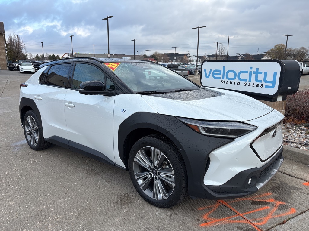 2023 Subaru SOLTERRA Touring's photo