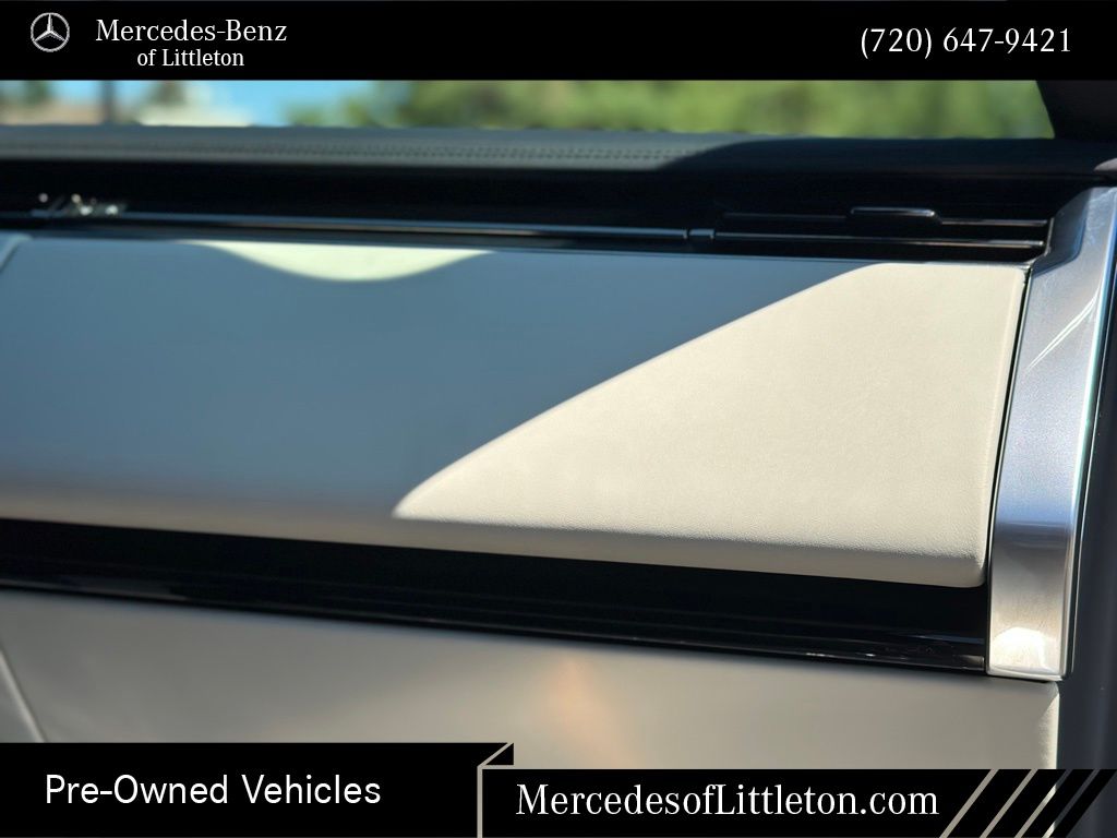 2024 Land Rover Range Rover SE photo 23
