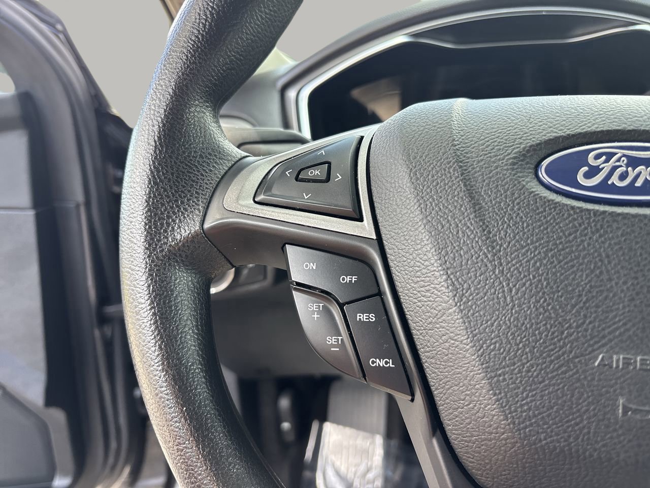2018 Ford Fusion Hybrid S photo 25