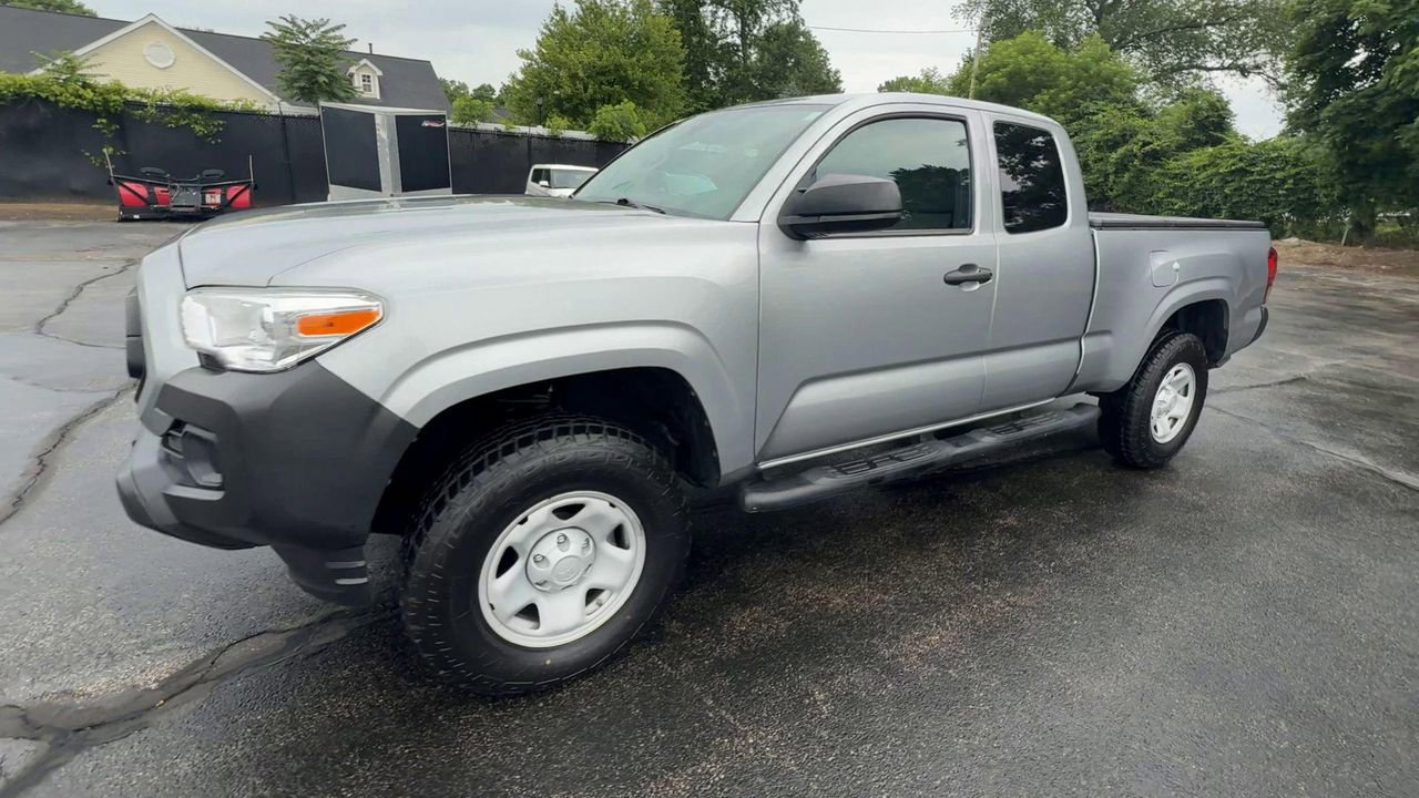2020 Toyota Tacoma SR photo 4