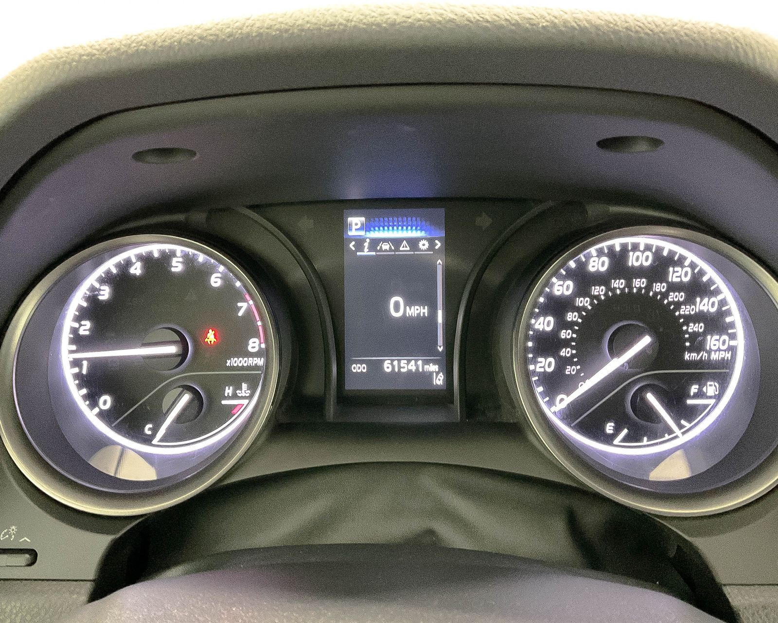 2022 Toyota Camry SE photo 15