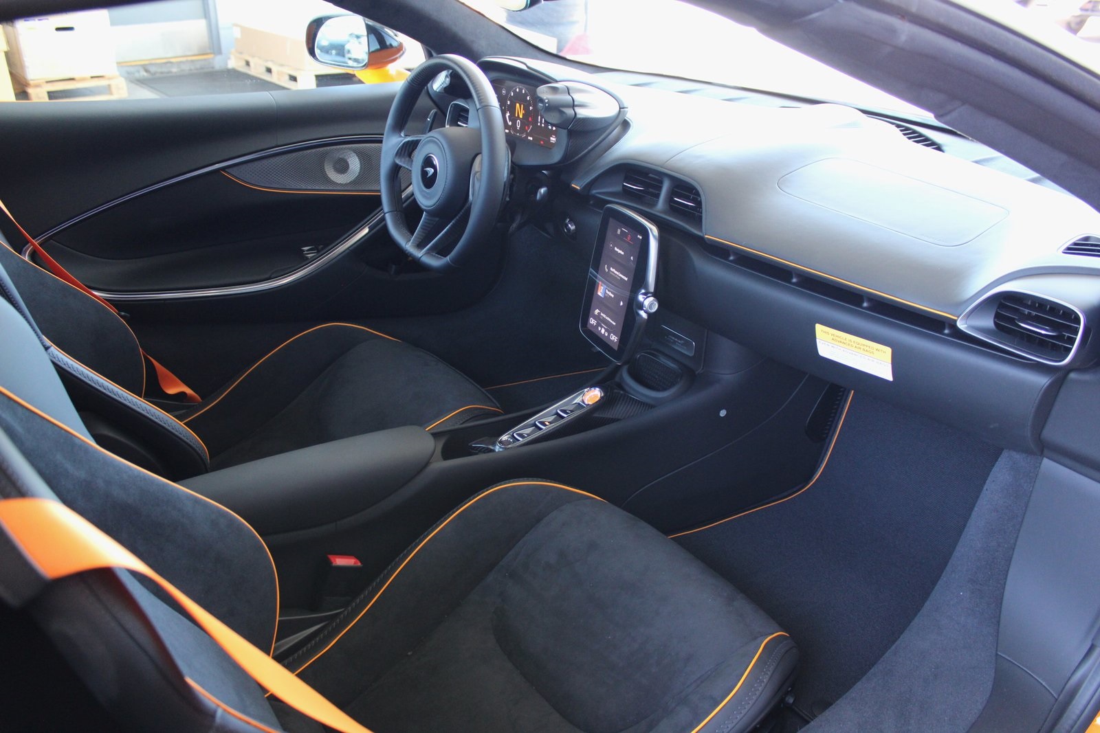 2025 Mclaren ARTURA Spider photo 40
