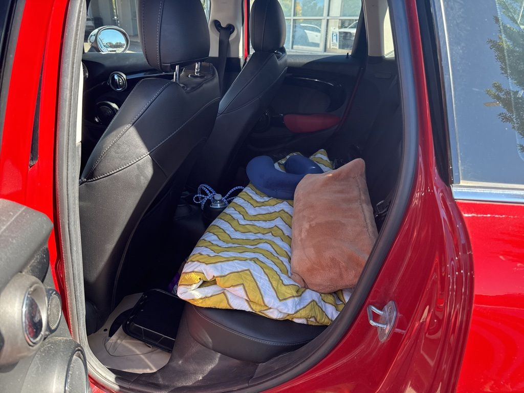 2018 Mini Cooper 4 Door Hardtop Base photo 10