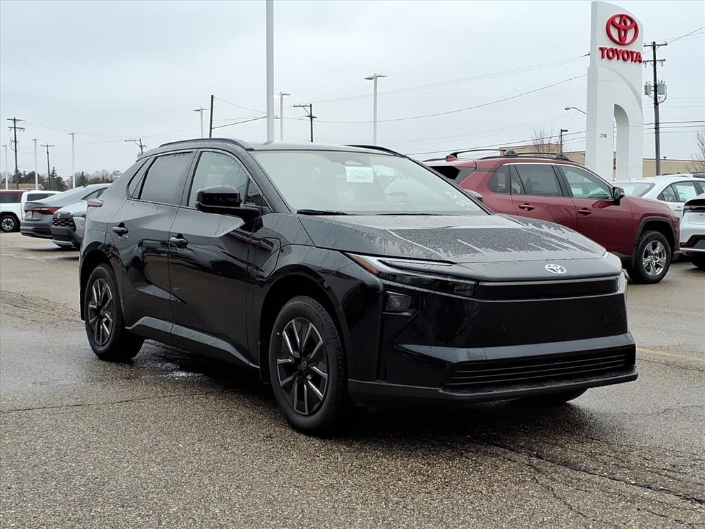 2026 Toyota bZ4X XLE's photo