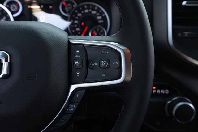 New 2026 Diamond Black Crystal Pearl-Coat Exterior Paint RAM Big Horn Sport Appearance image 25