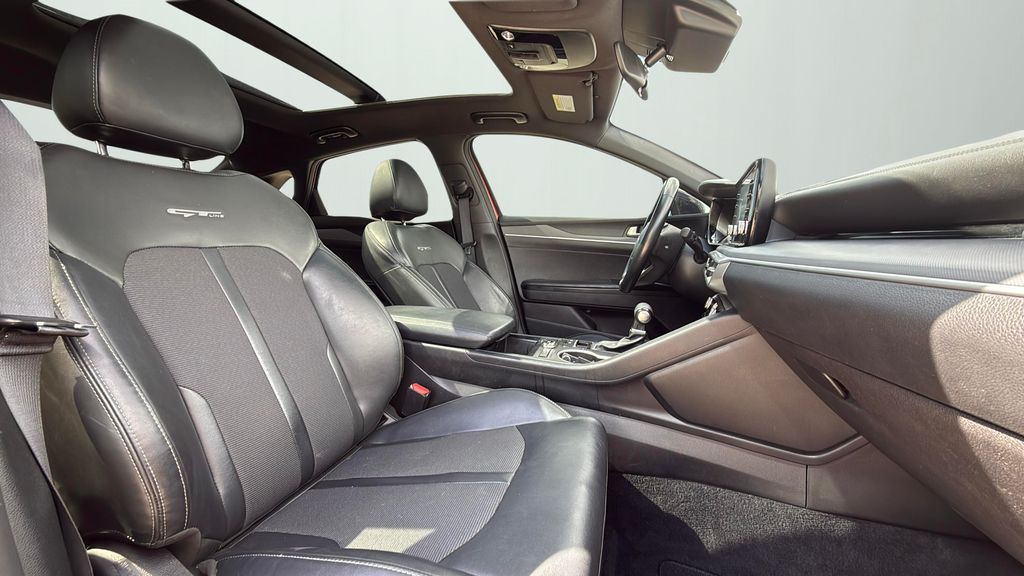 2021 Kia K5 GT-Line photo 14