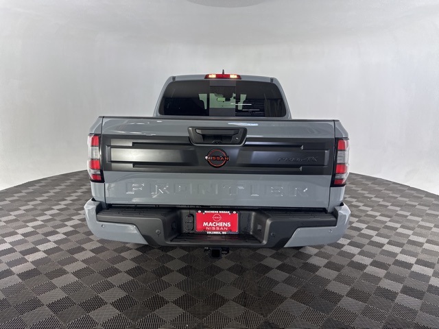 2026 Nissan Frontier Crew Cab PRO-4X photo 3