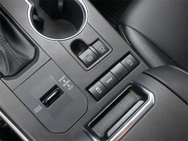 2021 Toyota Highlander XSE photo 3