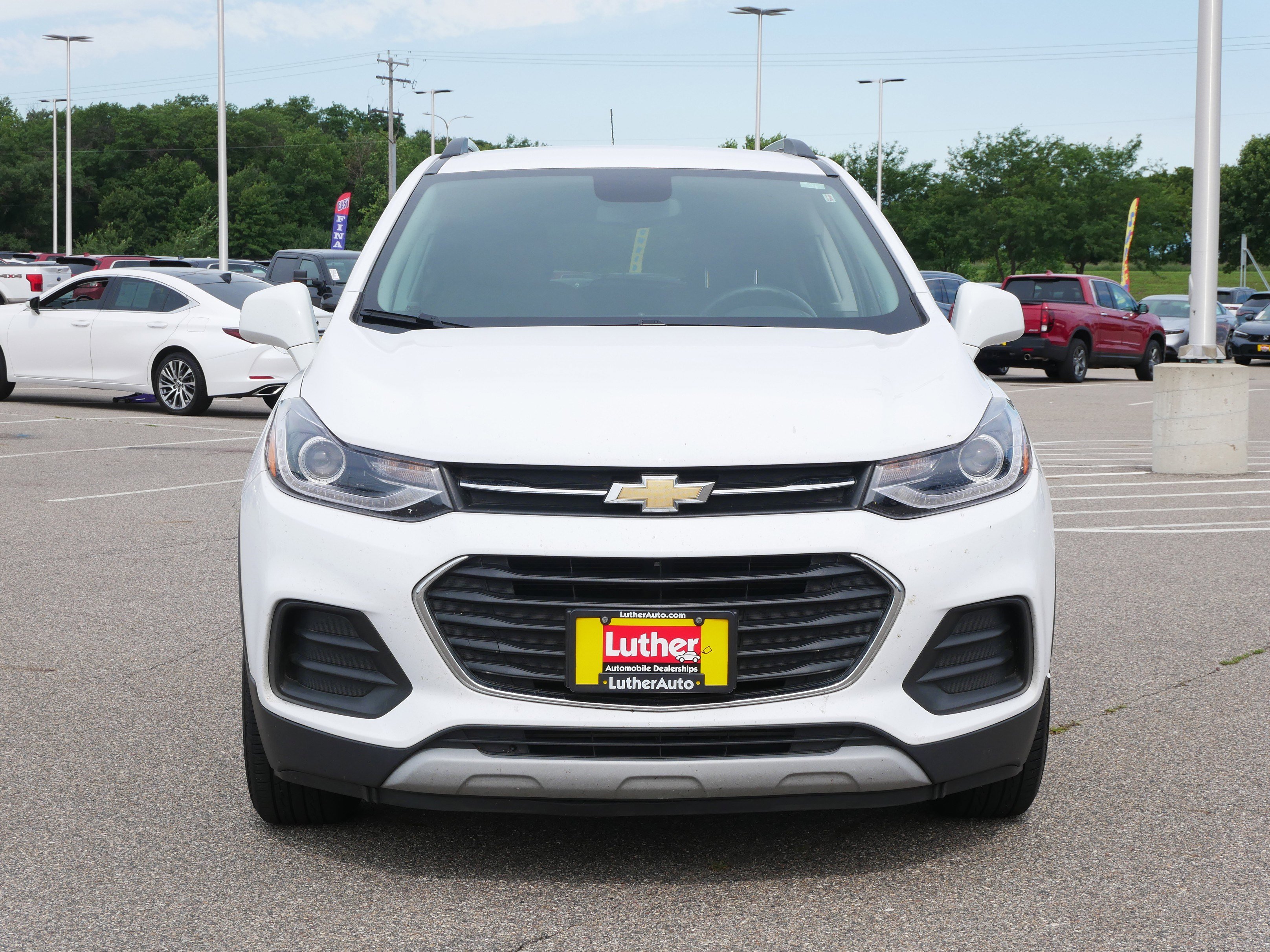 Used 2019 Chevrolet Trax LT with VIN 3GNCJLSB9KL294263 for sale in Waite Park, Minnesota