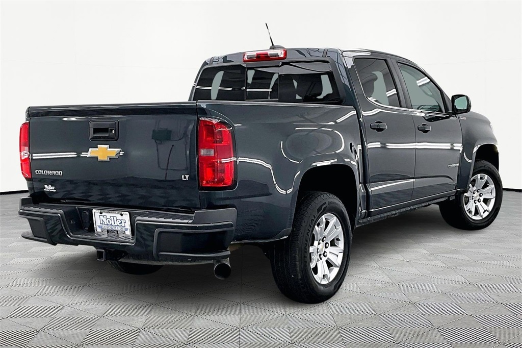 Used 2017 Chevrolet Colorado LT with VIN 1GCGSCE18H1301004 for sale in Kansas City