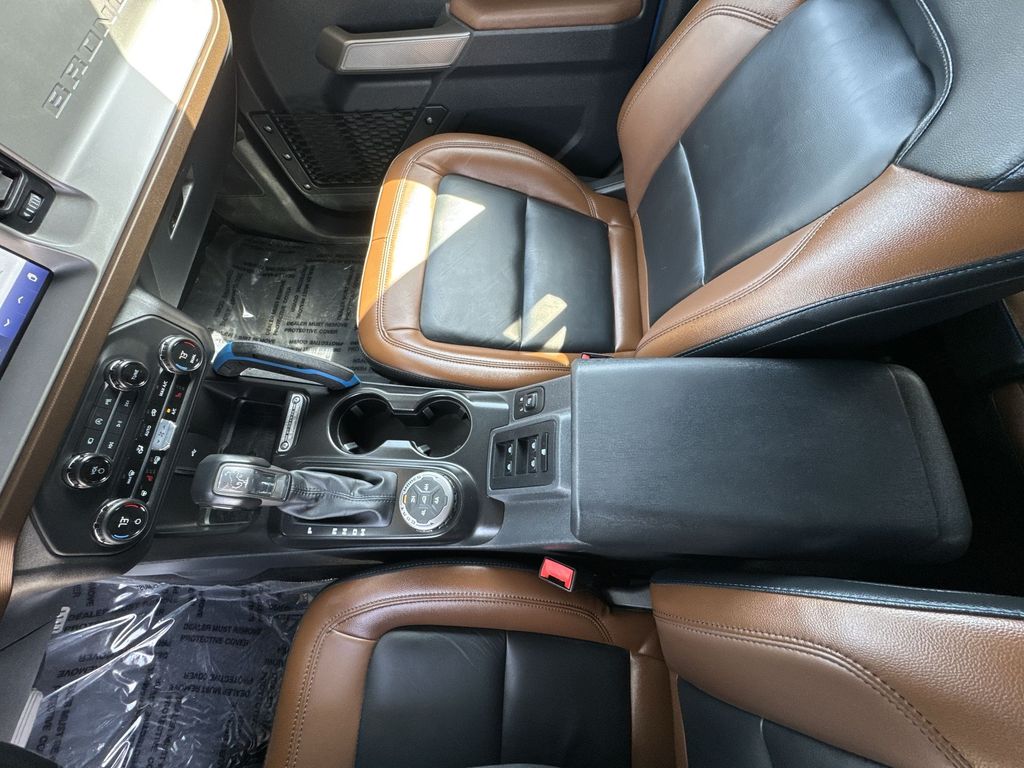 2023 Ford Bronco Outer Banks photo 21