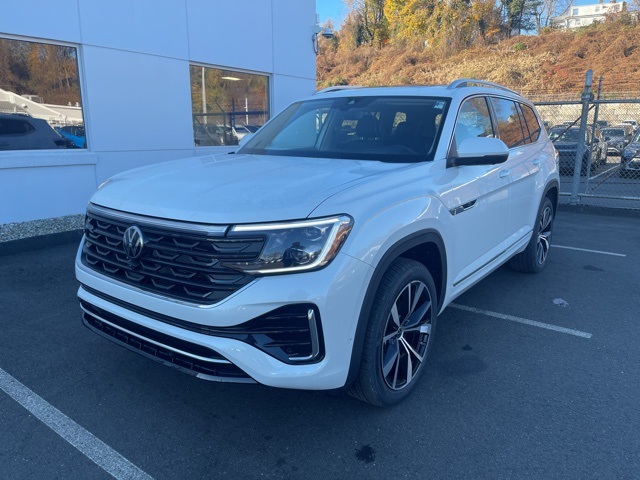 2026 Volkswagen Atlas SEL Premium R-Line photo 3