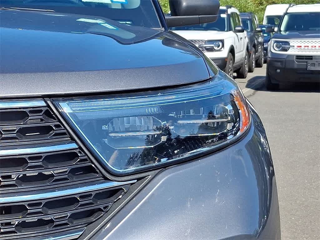 2022 Ford Explorer XLT photo 22