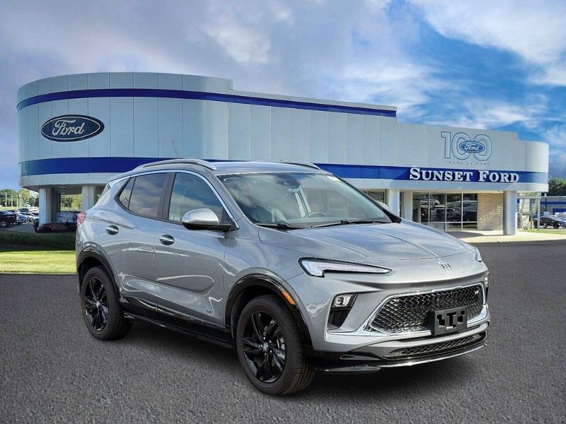 2025 Buick Encore GX Sport Touring's photo