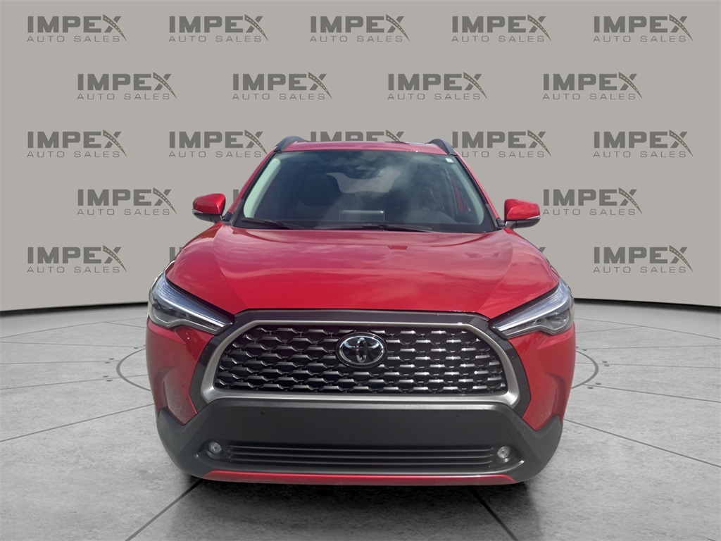 2024 Toyota Corolla Cross XLE photo 8