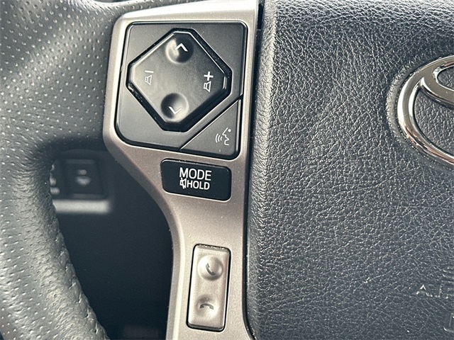 2024 Toyota 4Runner SR5 photo 16
