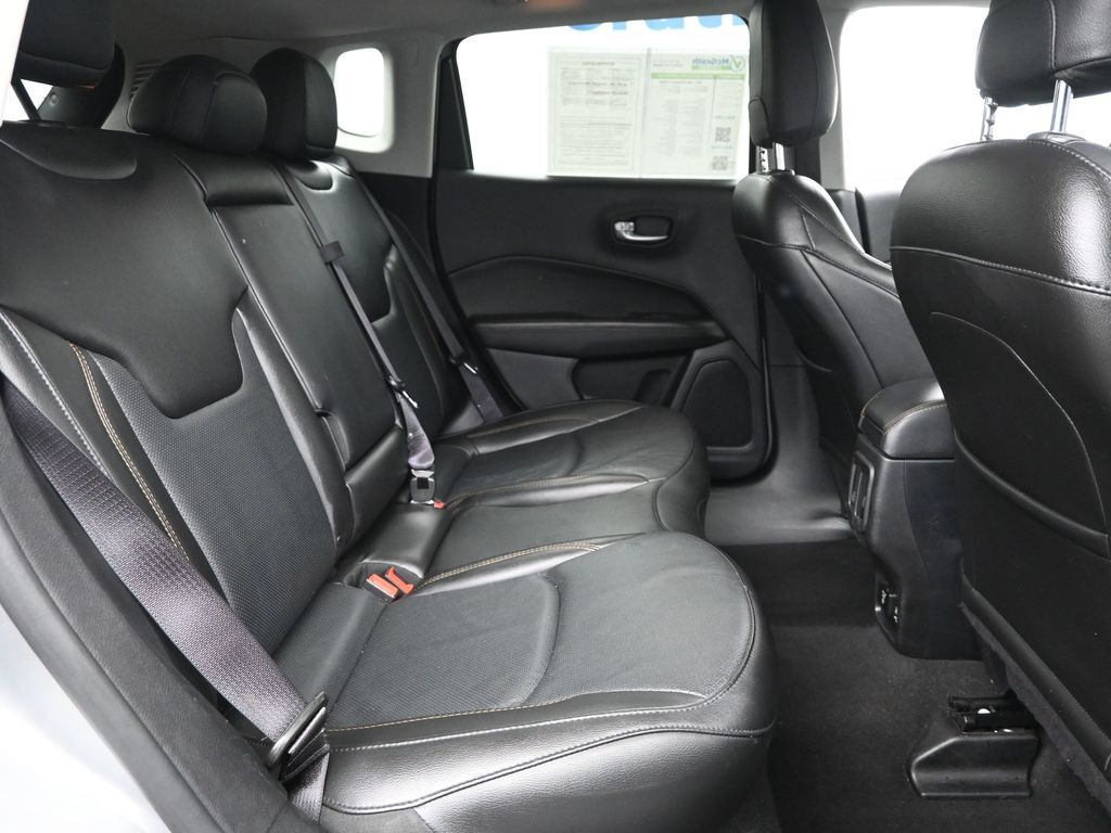 2021 Jeep Compass Limited photo 6