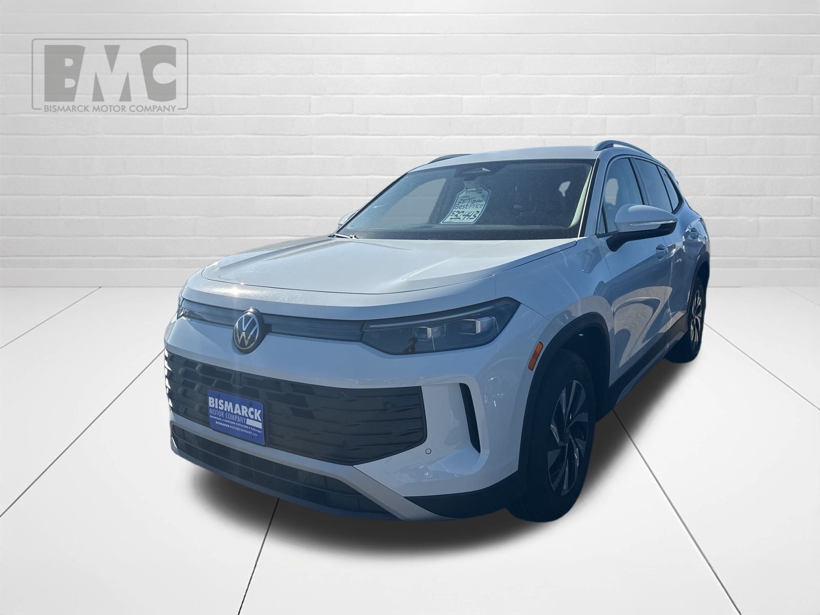 2025 Volkswagen Tiguan S's photo