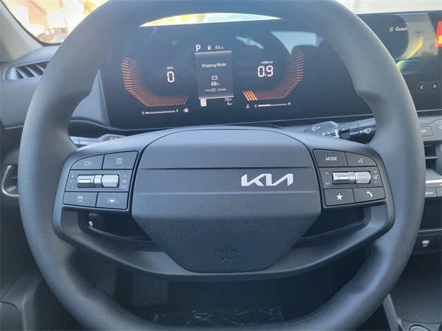 2025 Kia K4 LX photo 20