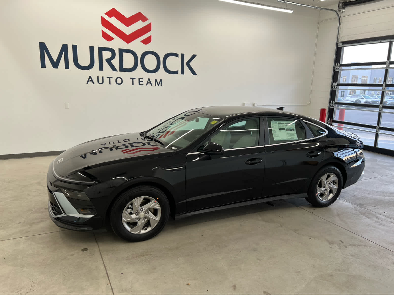 2026 Hyundai Sonata SE's photo