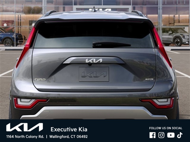2025 Kia Niro Plug-In Hybrid SX Touring photo 8
