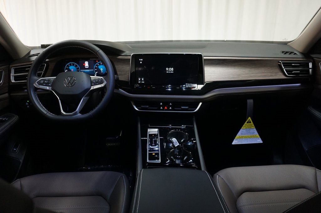 2026 Volkswagen Atlas SEL photo 12