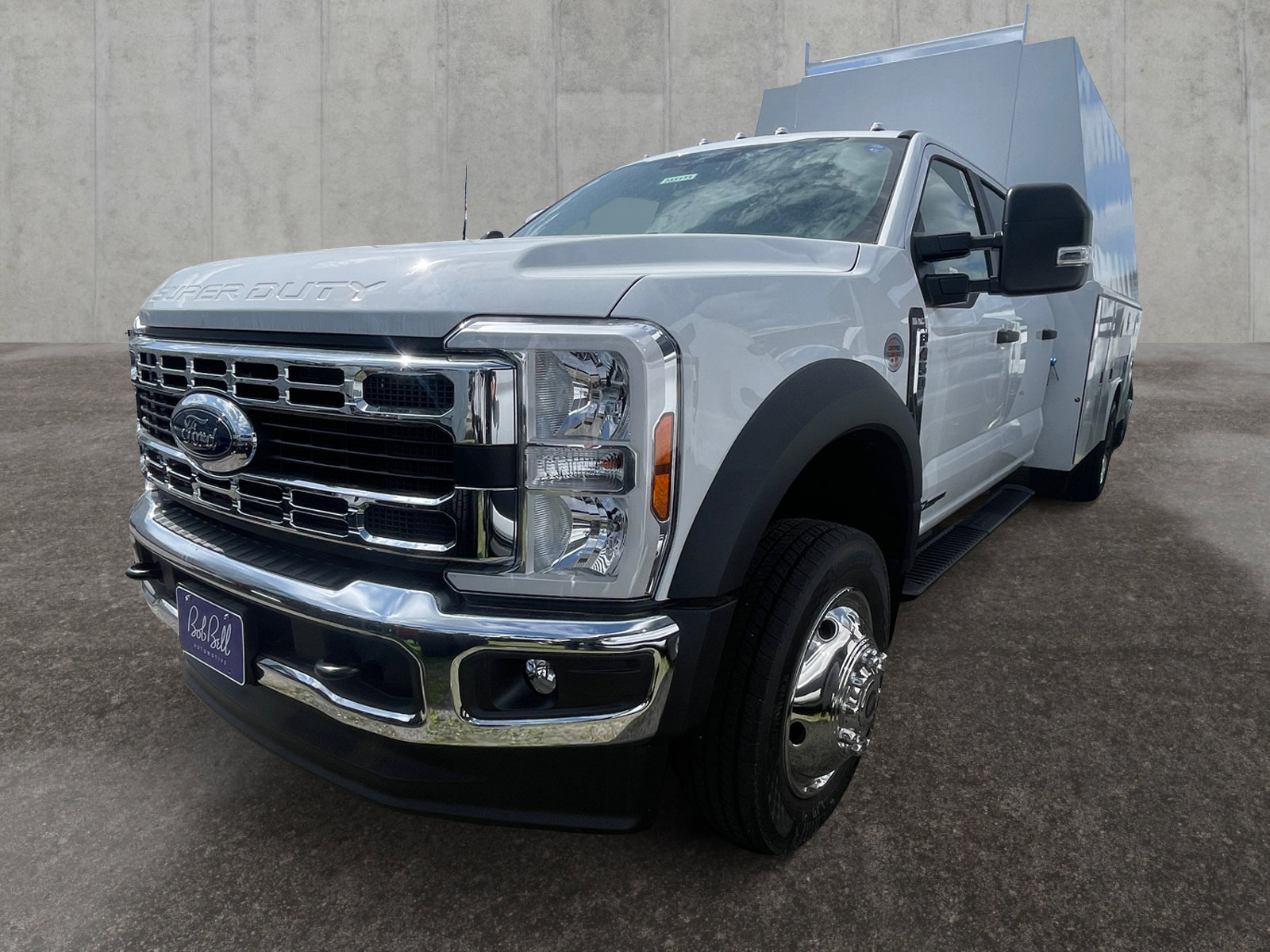2025 Ford F-450 Super Duty Chassis Cab XL's photo