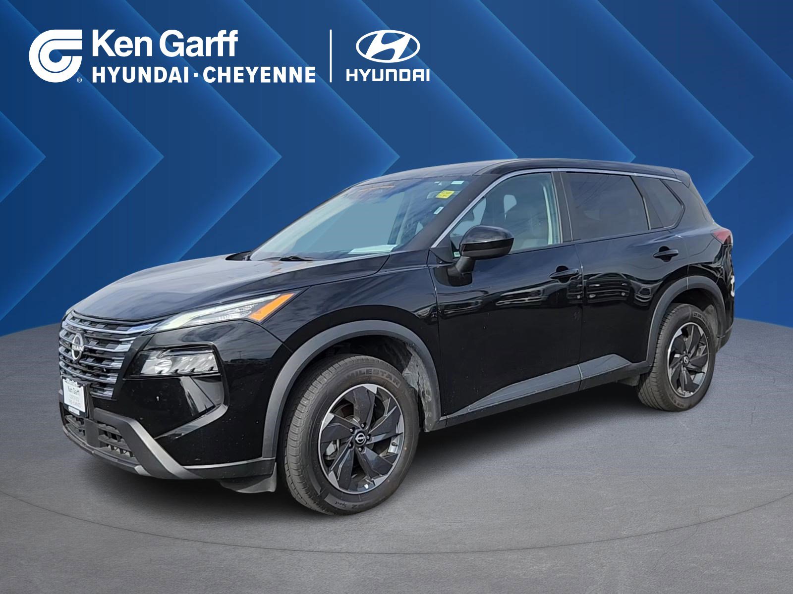 2024 Nissan Rogue SV's photo