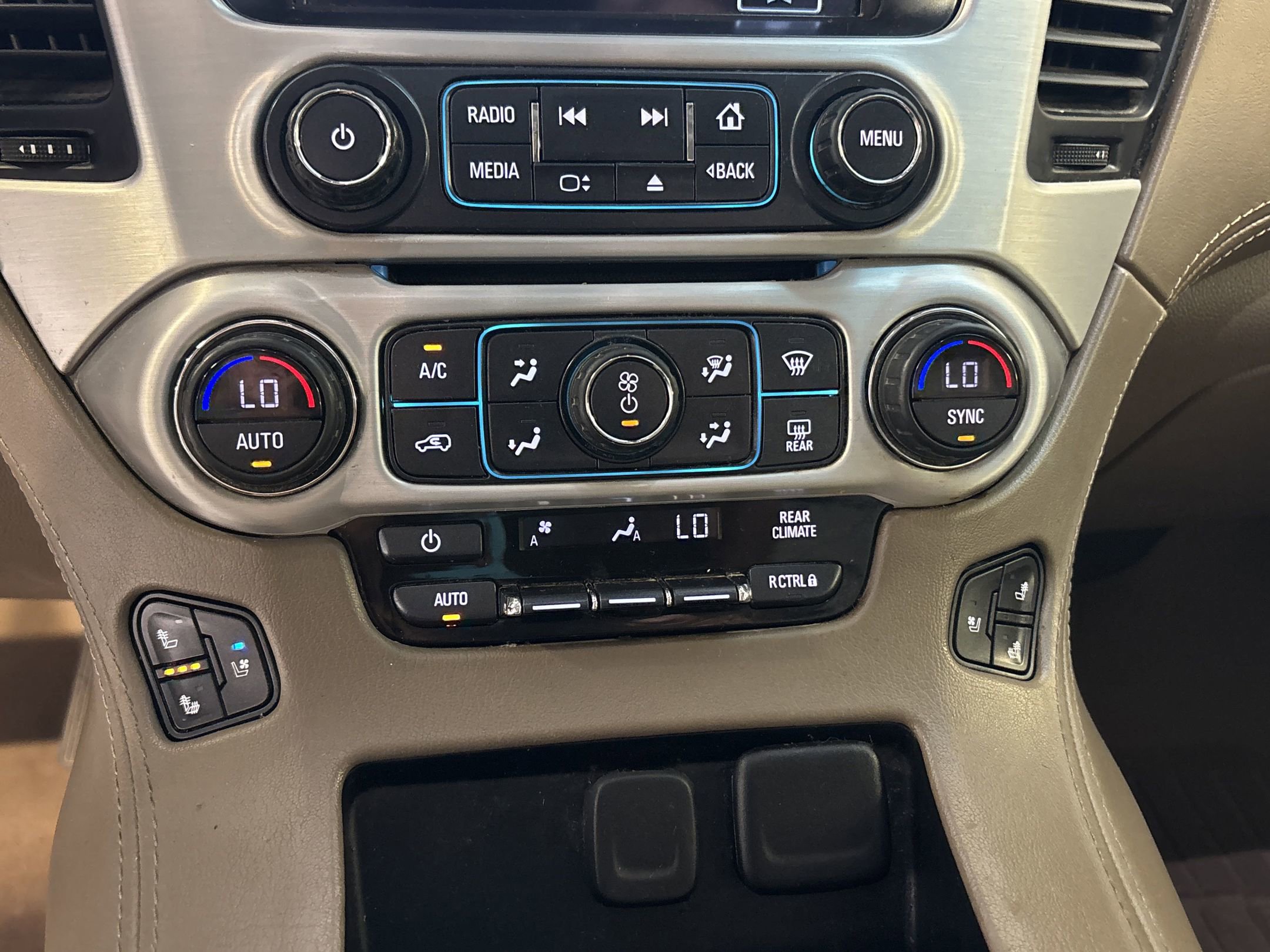 2019 Gmc Yukon XL SLT photo 30