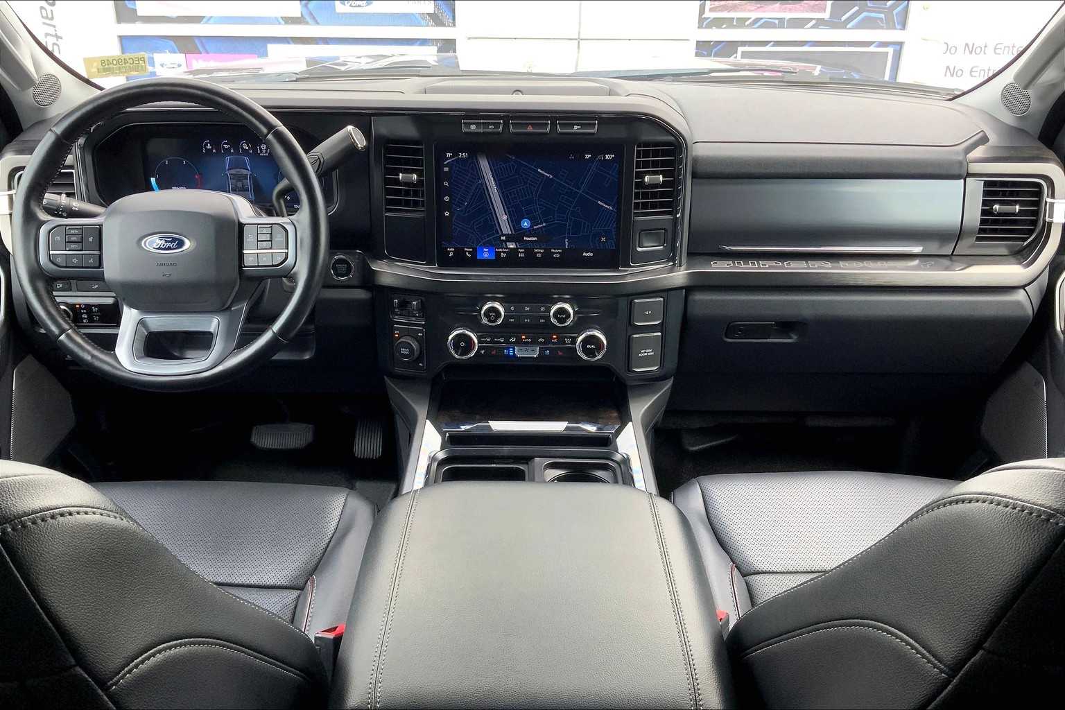 2023 Ford F-250 photo 30