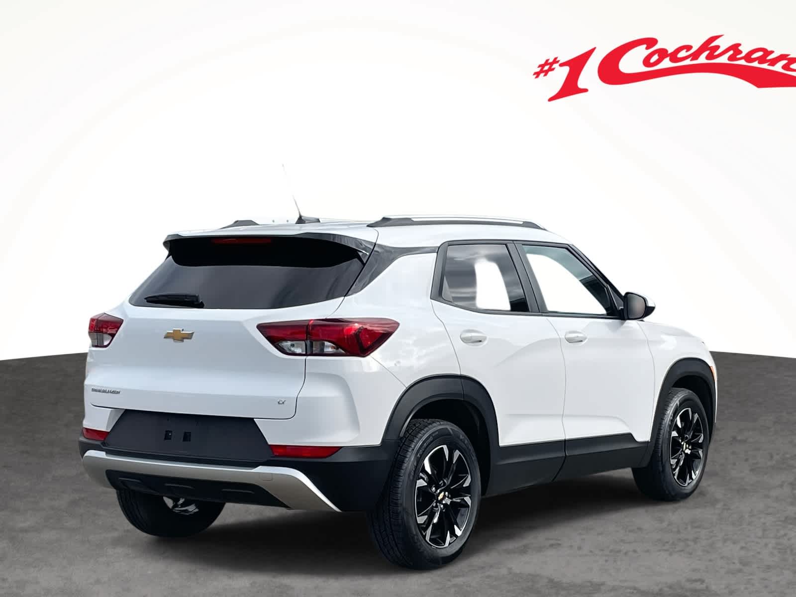 2023 Chevrolet Trailblazer LT photo 2