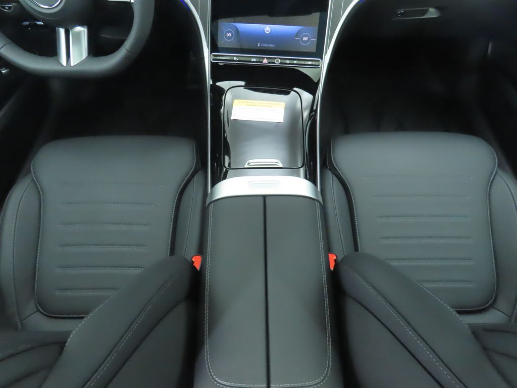 2025 Mercedes Benz C 300 photo 17