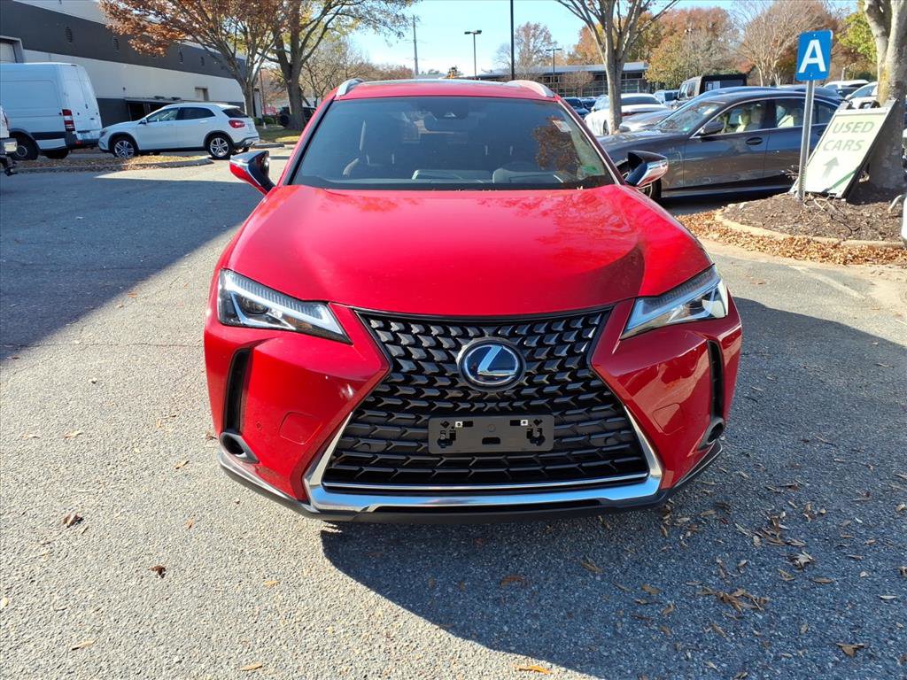 2022 Lexus UX 250h photo 2