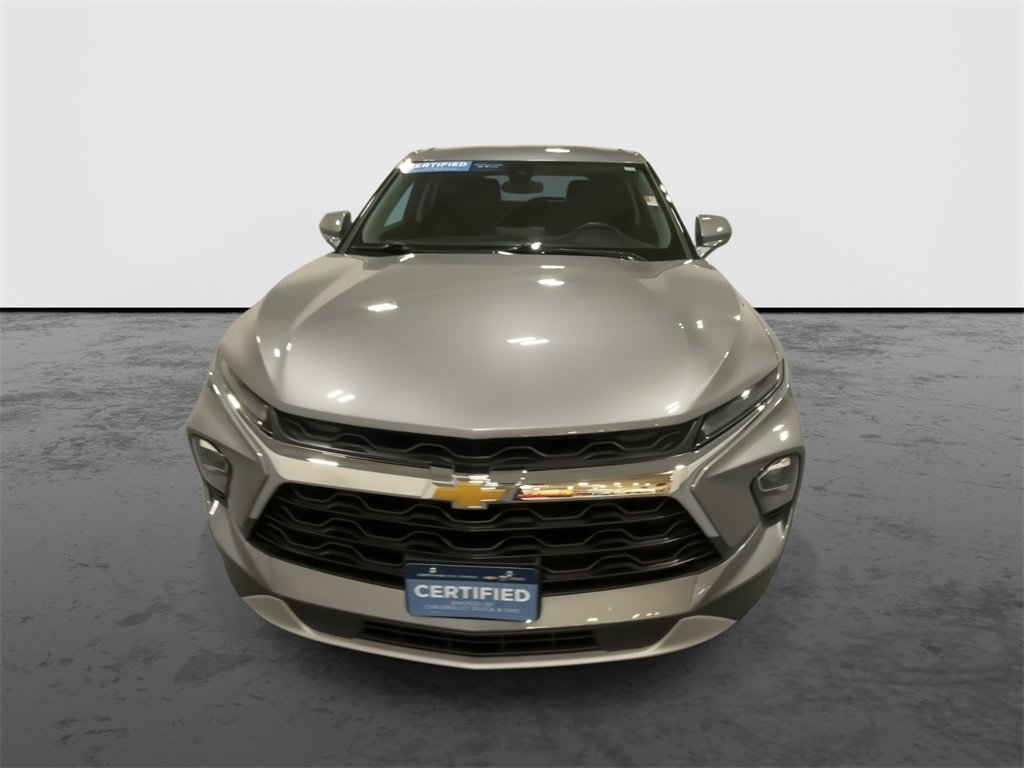 2025 Chevrolet Blazer 2LT photo 3