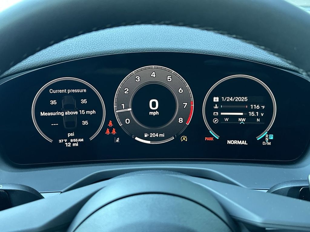 2025 Porsche Panamera Base photo 19