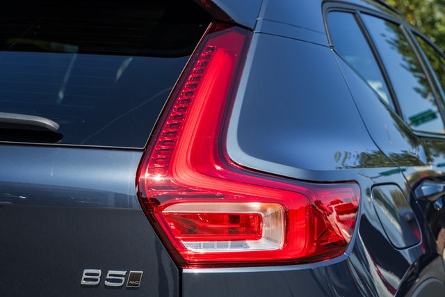 2026 Volvo XC40 photo 4