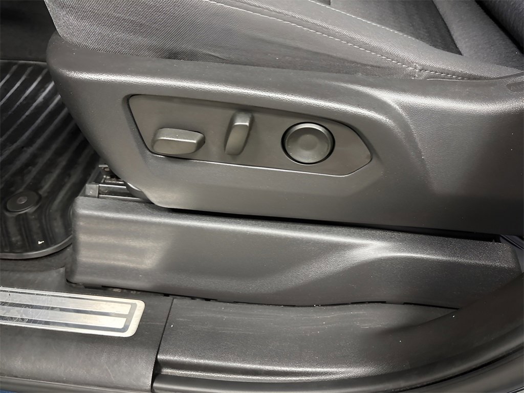 2022 Chevrolet Silverado 1500 LT photo 26