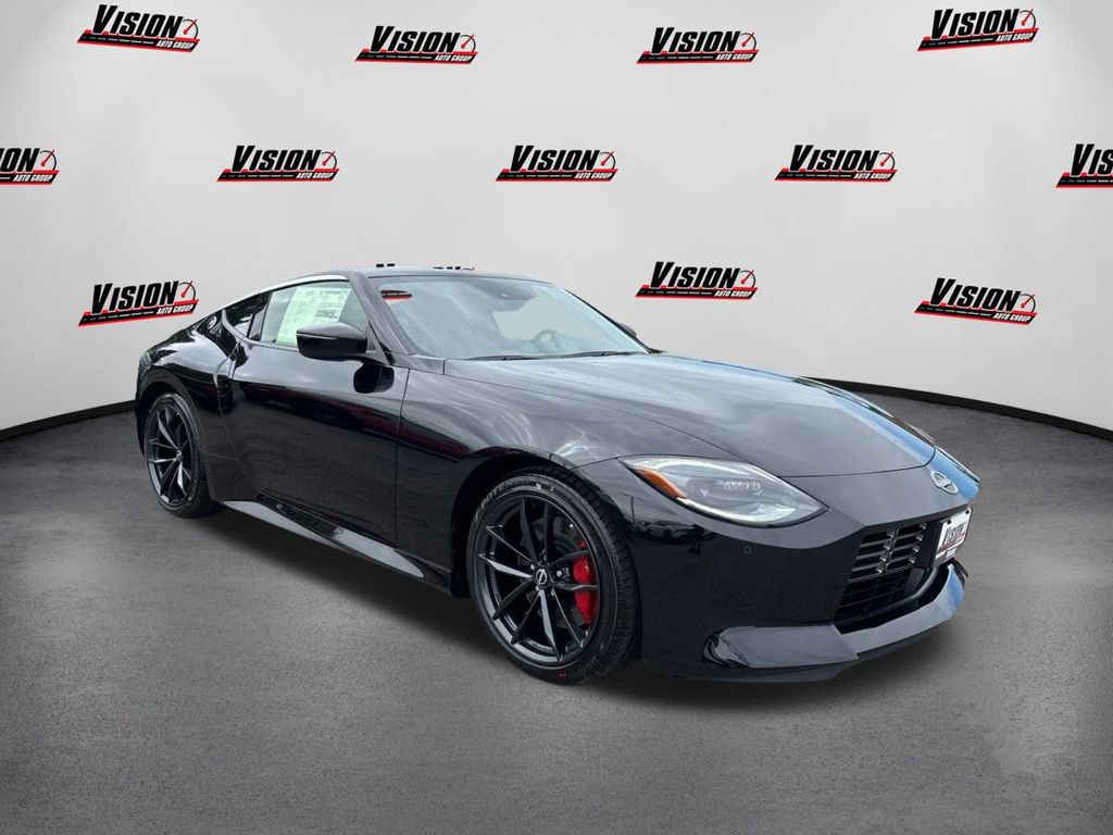 2025 Nissan Z Performance photo 3
