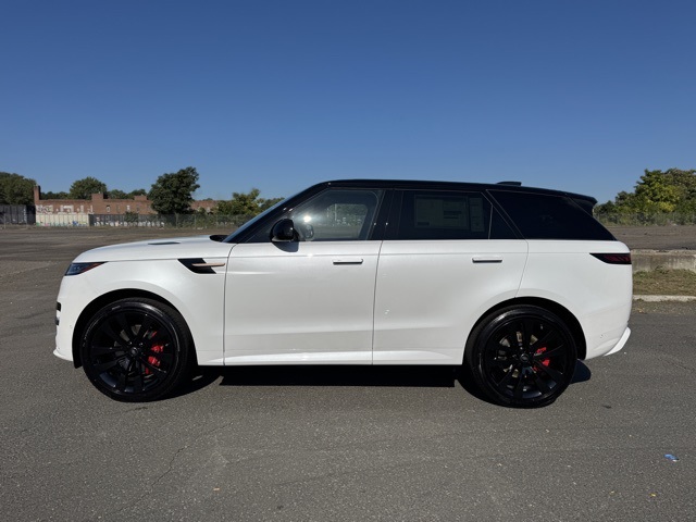 2025 Land Rover Range Rover Sport SE photo 2
