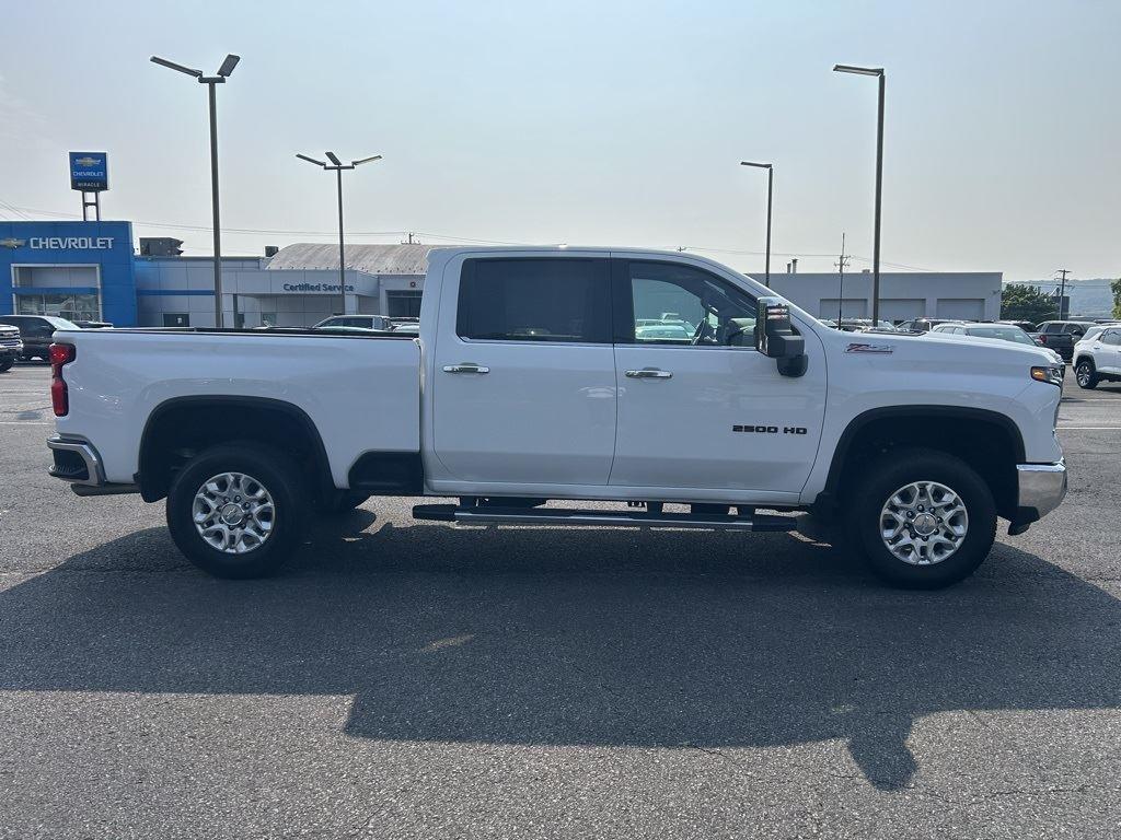 2024 Chevrolet Silverado 2500HD LTZ photo 4