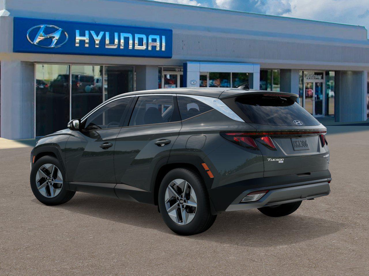 2026 Hyundai Tucson Hybrid SEL photo 4